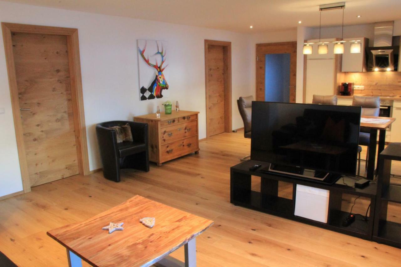 Apartment "Kuenstlhaeusl" Jochberg Eksteriør bilde